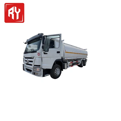 Howoタンカートラックオイルタンク